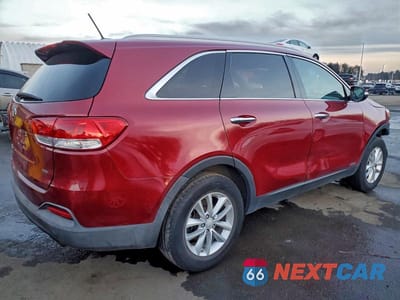 Trzecie zdjęcie samochodu z tyłu: 2017 KIA SORENTO LX VIN:5XYPGDA3XHG284267 - miniatura