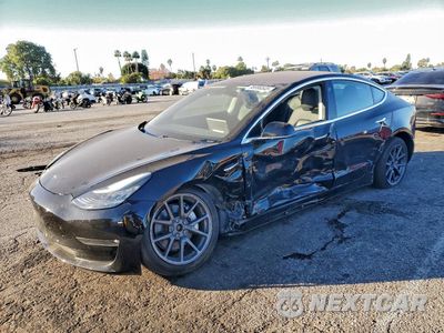 2018 TESLA MODEL 3 5YJ3E1EB3JF183668 - główne zdjęcie licytacji z USA - miniatura