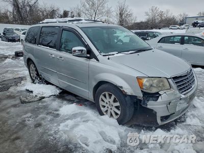 Czwarte zdjęcie samochodu z boku: 2010 CHRYSLER TOWN & COUNTRY TOURING PLUS VIN:2A4RR8DX5AR441174 - miniatura