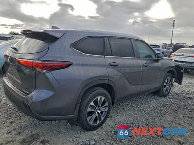 Trzecie zdjęcie samochodu z tyłu: 2024 TOYOTA HIGHLANDER XLE VIN:5TDKDRBH6RS544369 - miniatura