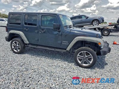 Czwarte zdjęcie samochodu z boku: 2017 JEEP WRANGLER UNLIMITED SPORT VIN:1C4BJWDG4HL678163 - miniatura