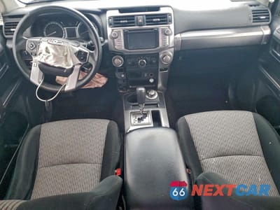 Zdjęcie 8 z 13 samochodu: 2018 TOYOTA 4RUNNER SR5/SR5 PREMIUM VIN:JTEBU5JR5J5567988 - miniatura