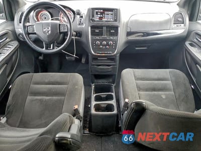Zdjęcie 8 z 13 samochodu: 2017 DODGE GRAND CARAVAN SE VIN:2C4RDGBG3HR601600 - miniatura