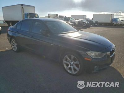 Czwarte zdjęcie samochodu z boku: 2012 BMW 335 I VIN:WBA3A9C59CF270400 - miniatura