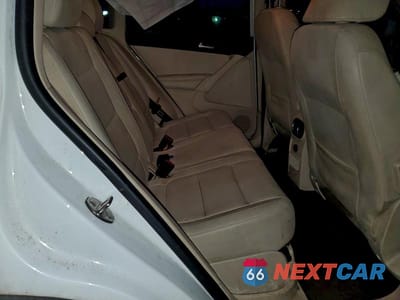 Zdjęcie 11 z 13 samochodu: 2017 VOLKSWAGEN TIGUAN S VIN:WVGAV7AX9HK022794 - miniatura