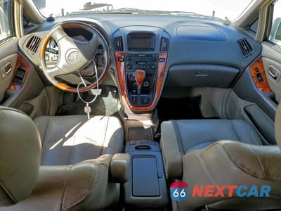 Zdjęcie 8 z 12 samochodu: 2002 LEXUS RX 300 VIN:JTJGF10U620124456 - miniatura