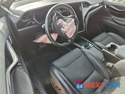 Zdjęcie 8 z 14 samochodu: 2018 TESLA MODEL X VIN:5YJXCDE21JF101252 - miniatura