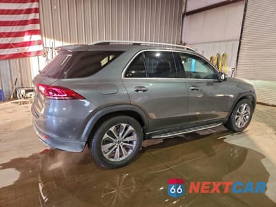 Trzecie zdjęcie samochodu z tyłu: 2020 MERCEDES-BENZ GLE 350 4MATIC VIN:4JGFB4KB1LA117056 - miniatura