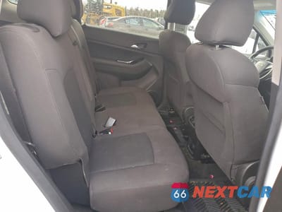 Zdjęcie 11 z 14 samochodu: 2014 CHEVROLET ORLANDO LT VIN:KL77P2EKXEK575506 - miniatura