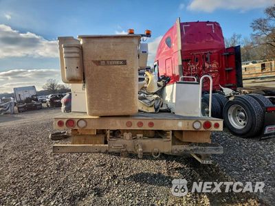 Zdjęcie 6 z 12 samochodu: 2024 FORD F550 SUPER DUTY VIN:1FDUF5HT9RDA06733 - miniatura
