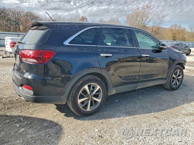 Trzecie zdjęcie samochodu z tyłu: 2020 KIA SORENTO S VIN:5XYPG4A5XLG672030 - miniatura