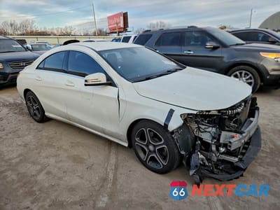 Czwarte zdjęcie samochodu z boku: 2014 MERCEDES BENZ CLA 250 VIN:WDDSJ4EB1EN158189 - miniatura