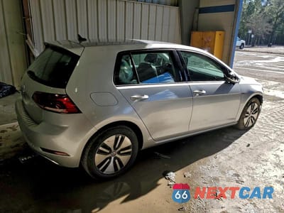 Trzecie zdjęcie samochodu z tyłu: 2019 VOLKSWAGEN E-GOLF SE VIN:WVWKR7AU4KW910940 - miniatura