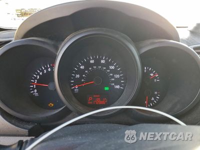 Zdjęcie 9 z 12 samochodu: 2013 KIA SOUL VIN:KNDJT2A54D7511533 - miniatura