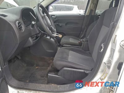 Zdjęcie 7 z 12 samochodu: 2014 JEEP COMPASS SPORT VIN:1C4NJDBB6ED904539 - miniatura