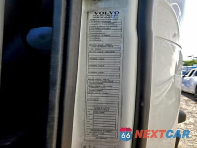 Zdjęcie 10 z 10 samochodu: 2023 VOLVO VNL SEMI TRUCK VIN:4V4NC9EJ1PN302935 - miniatura