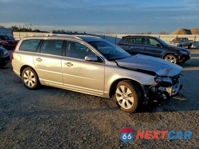 Czwarte zdjęcie samochodu z boku: 2008 VOLVO V70 3.2 VIN:YV1BW982181036068 - miniatura