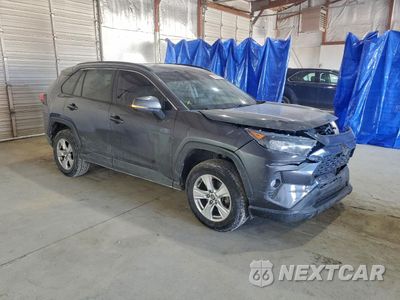 Czwarte zdjęcie samochodu z boku: 2020 TOYOTA RAV4 XLE VIN:2T3P1RFV5LC069335 - miniatura