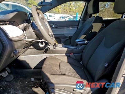 Zdjęcie 7 z 12 samochodu: 2023 JEEP COMPASS SPORT VIN:3C4NJDAN5PT551770 - miniatura