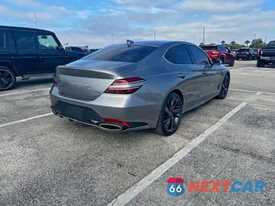 Czwarte zdjęcie samochodu z boku: 2022 GENESIS G70 BASE VIN:KMTG54TE2NU098853 - miniatura