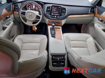 Zdjęcie 8 z 14 samochodu: 2022 VOLVO XC90 T6 MOMENTUM VIN:YV4A22PK0N1830753 - miniatura