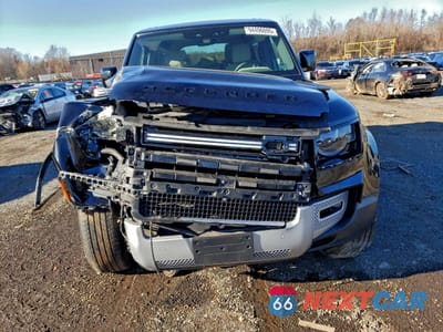Piąte zdjęcie samochodu w środku: 2022 LAND ROVER DEFENDER 90 S VIN:SALEJ6RX0N2066882 - miniatura