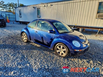 Czwarte zdjęcie samochodu z boku: 2006 VOLKSWAGEN NEW BEETLE 2.5L OPTION PACKAGE 1 VIN:3VWRW31C66M404052 - miniatura