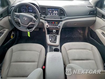 Zdjęcie 8 z 12 samochodu: 2017 HYUNDAI ELANTRA SE VIN:5NPD84LF8HH121553 - miniatura