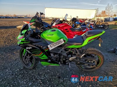 Trzecie zdjęcie samochodu z tyłu: 2024 KAWASAKI ZX400 S VIN:ML5ZXCS13RDA21616 - miniatura