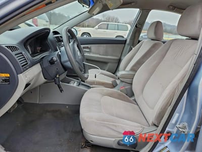 Zdjęcie 7 z 12 samochodu: 2007 KIA SPECTRA LX VIN:KNAFE121475454656 - miniatura