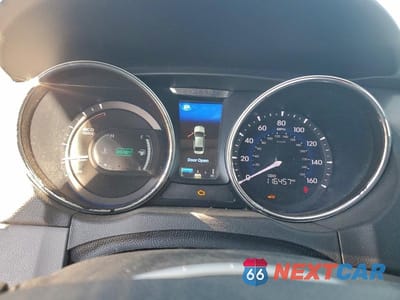 Zdjęcie 9 z 12 samochodu: 2015 HYUNDAI SONATA HYBRID BASE VIN:KMHEC4A46FA121202 - miniatura