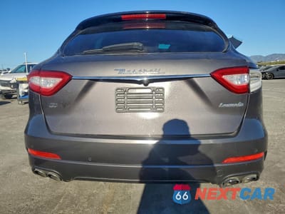 Zdjęcie 6 z 12 samochodu: 2019 MASERATI LEVANTE VIN:ZN661XUA5KX322564 - miniatura