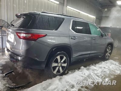 Trzecie zdjęcie samochodu z tyłu: 2019 CHEVROLET TRAVERSE LT VIN:1GNEVHKW5KJ230581 - miniatura