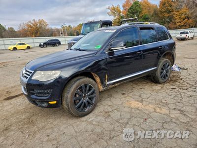 2010 VOLKSWAGEN TOUAREG 2 WVGFK7A94AD004228 - główne zdjęcie licytacji z USA - miniatura