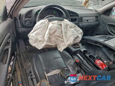 Zdjęcie 8 z 12 samochodu: 1993 BMW 325 I VIN:WBABF3317PEF42433 - miniatura