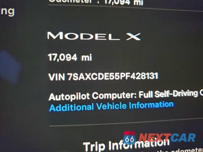 Zdjęcie 9 z 12 samochodu: 2023 TESLA MODEL X VIN:7SAXCDE55PF428131 - miniatura