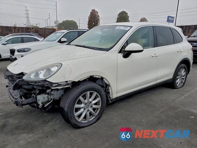 2011 PORSCHE CAYENNE WP1AA2A24BLA07935 - główne zdjęcie licytacji z USA - miniatura