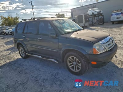 Czwarte zdjęcie samochodu z boku: 2005 SUZUKI XL7 EX VIN:JS3TY92V354104924 - miniatura