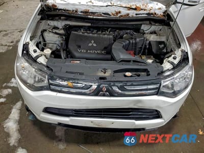 Zdjęcie 12 z 12 samochodu: 2014 MITSUBISHI OUTLANDER GT VIN:JA4JZ4AX2EZ001144 - miniatura