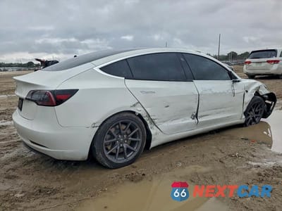 Trzecie zdjęcie samochodu z tyłu: 2020 TESLA MODEL 3 VIN:5YJ3E1EA8LF597846 - miniatura