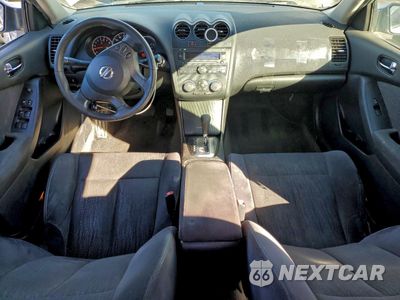 Zdjęcie 8 z 12 samochodu: 2011 NISSAN ALTIMA BASE VIN:1N4AL2AP3BN408720 - miniatura