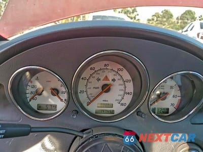 Zdjęcie 9 z 12 samochodu: 2004 MERCEDES-BENZ SLK VIN:WDBKK49F34F302434 - miniatura