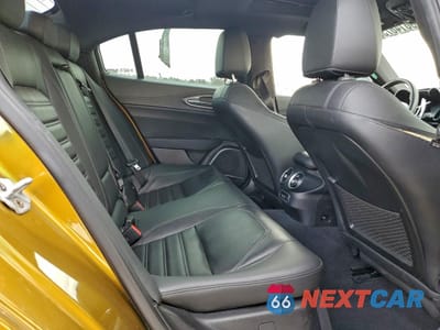 Zdjęcie 10 z 14 samochodu: 2022 ALFA ROMEO GIULIA SUPER VIN:ZARFANBN6N7653515 - miniatura