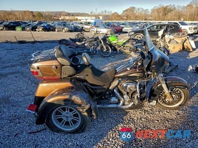 2013 HARLEY-DAVIDSON FLHTCUTG TRI GLIDE ULTRA CLASSIC 1HD1MAM23DB852233 - główne zdjęcie licytacji z USA - miniatura
