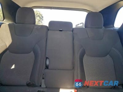 Zdjęcie 10 z 12 samochodu: 2020 JEEP CHEROKEE LATITUDE VIN:1C4PJLCB8LD653943 - miniatura
