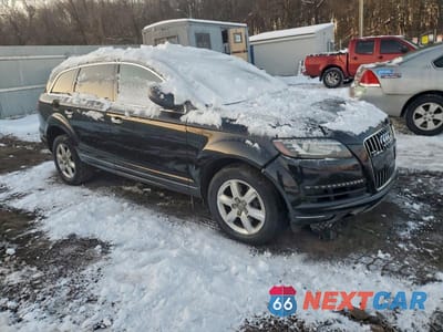 Czwarte zdjęcie samochodu z boku: 2015 AUDI Q7 PREMIUM VIN:WA1CGAFE4FD008809 - miniatura