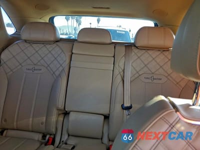 Zdjęcie 10 z 12 samochodu: 2022 BENTLEY BENTAYGA VIN:SJAAM2ZV5NC039838 - miniatura