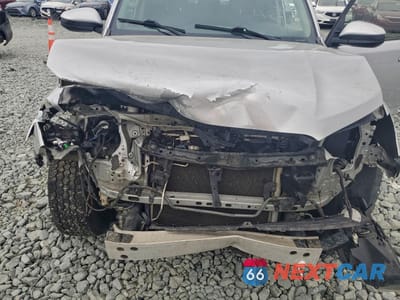 Zdjęcie 12 z 13 samochodu: 2018 TOYOTA 4RUNNER SR5/SR5 PREMIUM VIN:JTEBU5JR5J5567988 - miniatura