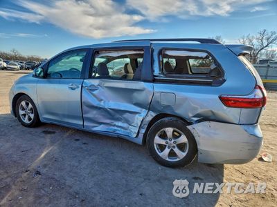 Drugie zdjęcie samochodu z przodu: 2017 TOYOTA SIENNA LE VIN:5TDKZ3DCXHS851011 - miniatura