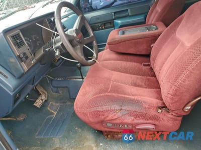 Zdjęcie 8 z 15 samochodu: 1989 CHEVROLET GMT-400 K1500 VIN:2GCEK19K9K1239919 - miniatura